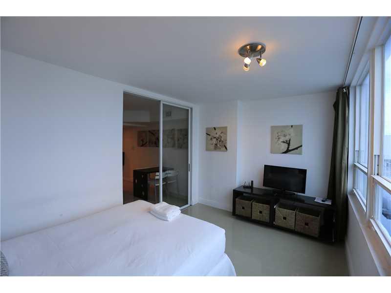 Castle Beach Resort Apartment Маями Бийч Екстериор снимка