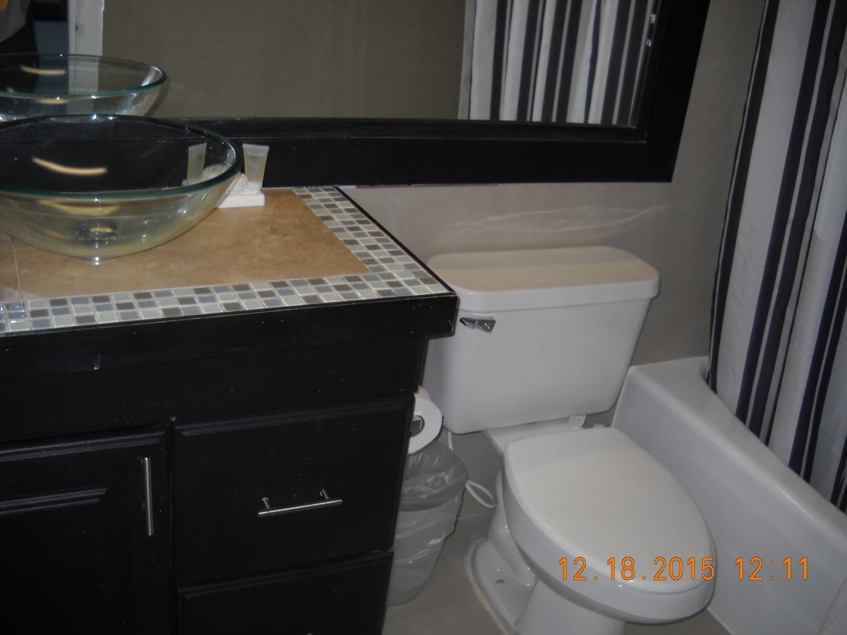 Castle Beach Resort Apartment Маями Бийч Екстериор снимка