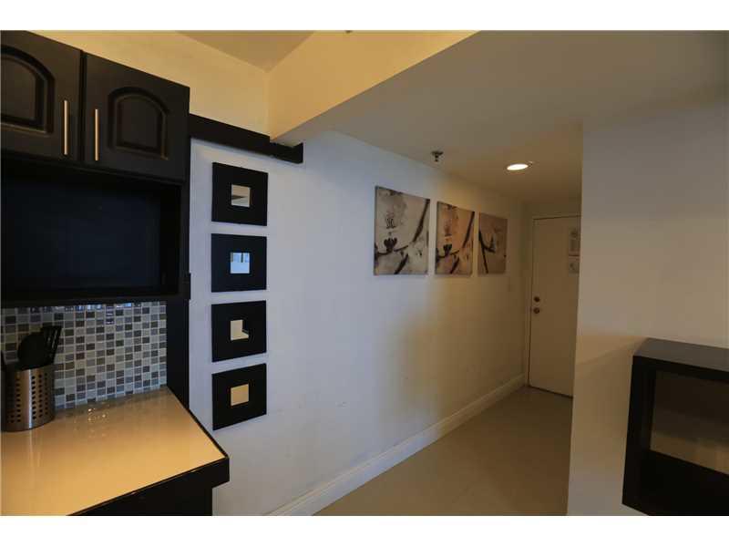 Castle Beach Resort Apartment Маями Бийч Екстериор снимка
